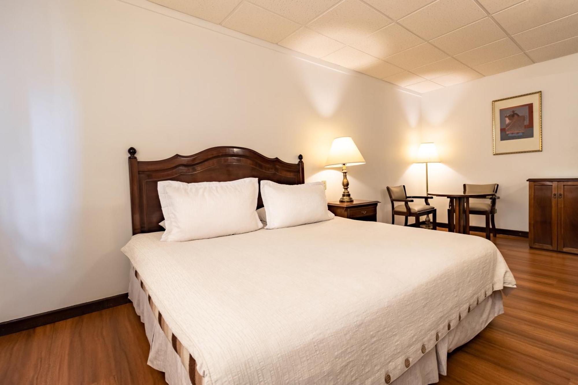 Hotel El Rey Palace 3*